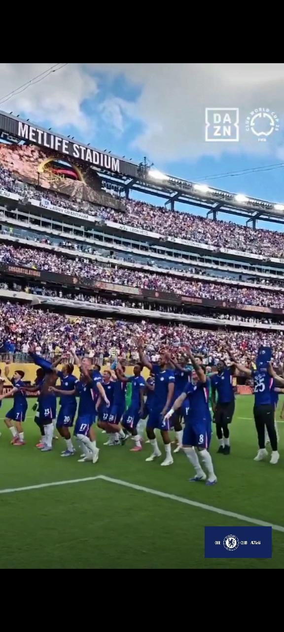 阿森纳主场大捷，球员赛后激动庆祝胜利，游戏作品记者.的简单介绍-九游官网入口